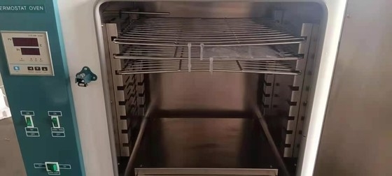 1.8KW 電気 乾燥炉 産業用恒温